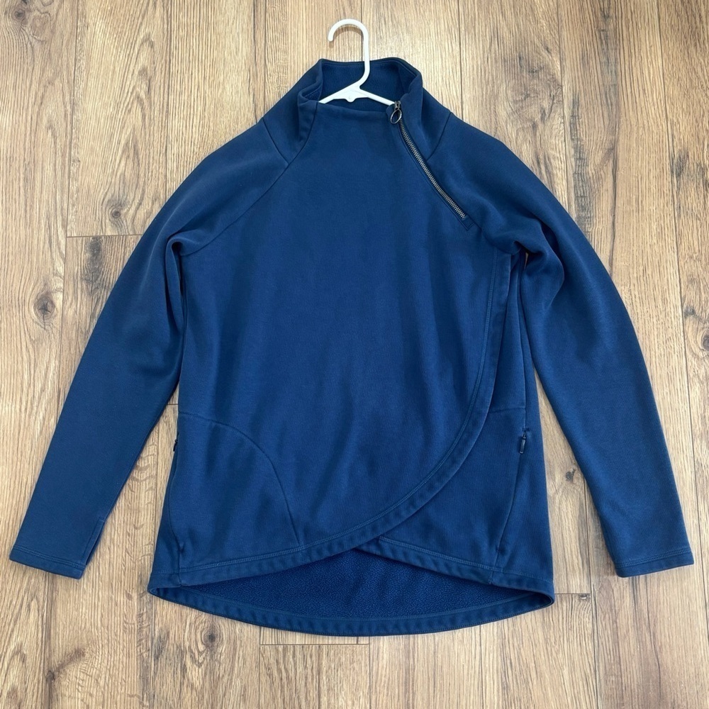Athleta Cozy Asym Pullover In Navy Size Small - Picture 1 of 6